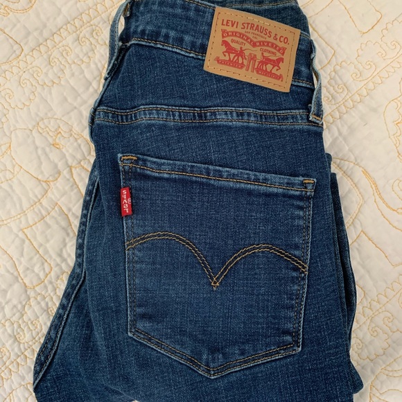 Levi’s 721 high rise skinny size 26 - Picture 2 of 6